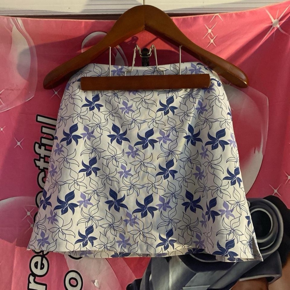 haute sport skirt with shorts and a zip up on the side
